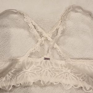 Cream color Victoria secret bra 36d